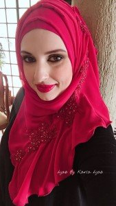 Hijab Babado com Aplicações Vermelho