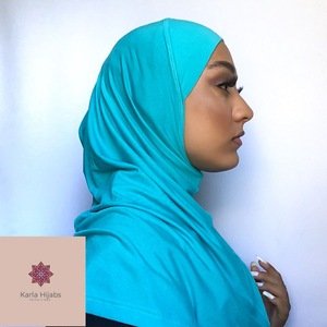 Amira hijab perfil azul