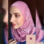 Hijab Amira